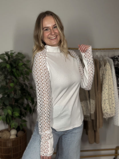 Suri Laced Sleeve Top